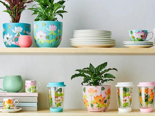 Royal Botanic Gardens Victoria Lotus Planter Pot 12cm Aqua 4 Royal Botanic Gardens Victoria Lotus Planter Pot 12cm Aqua - Image 2