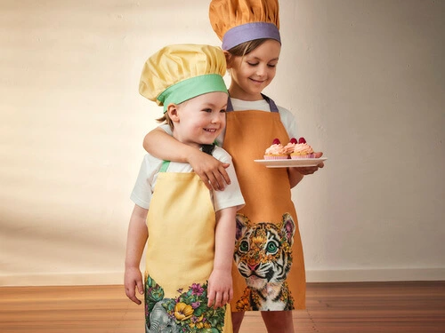 Marini Ferlazzo Wild Planet Kids Apron & Hat Set Tiger 4 Marini Ferlazzo Wild Planet Kids Apron & Hat Set Tiger - Image 2