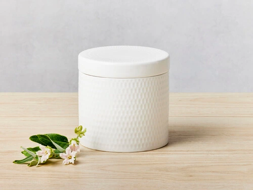 White Basics Diamonds Canister 600ML Gift Boxed 4 White Basics Diamonds Canister 600ML Gift Boxed - Image 2